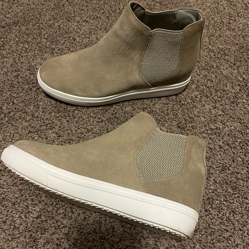 Steve Madden wedge sneaker